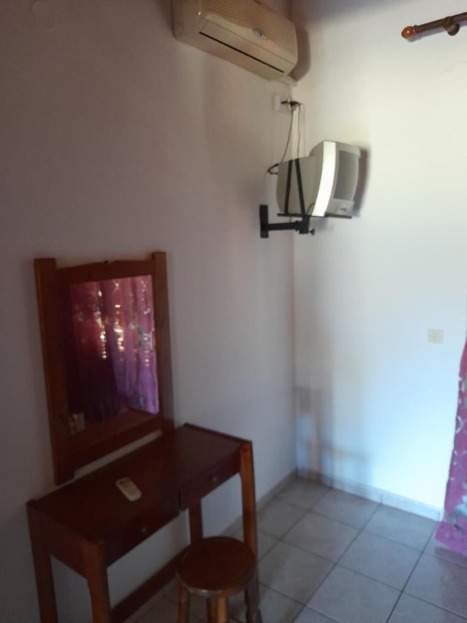 Aggeliki Apartments Sidárion Esterno foto
